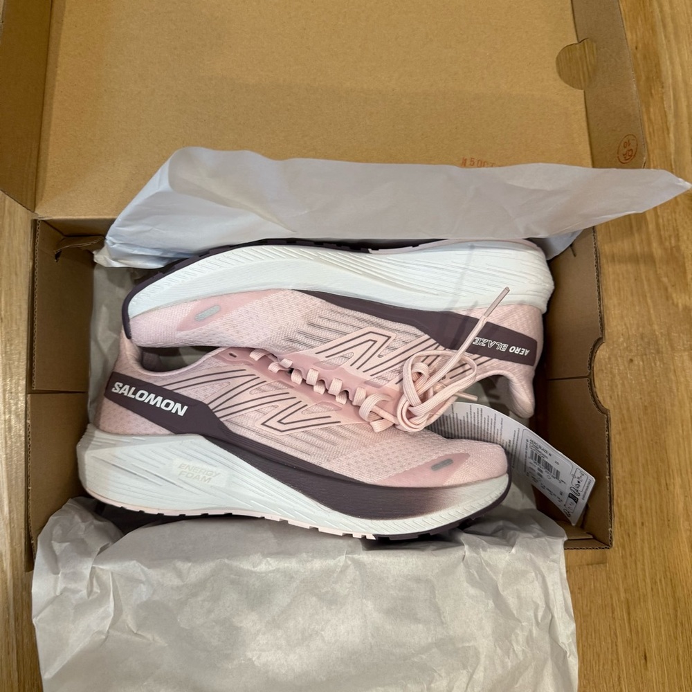 Salomon Pink Aero Blaze